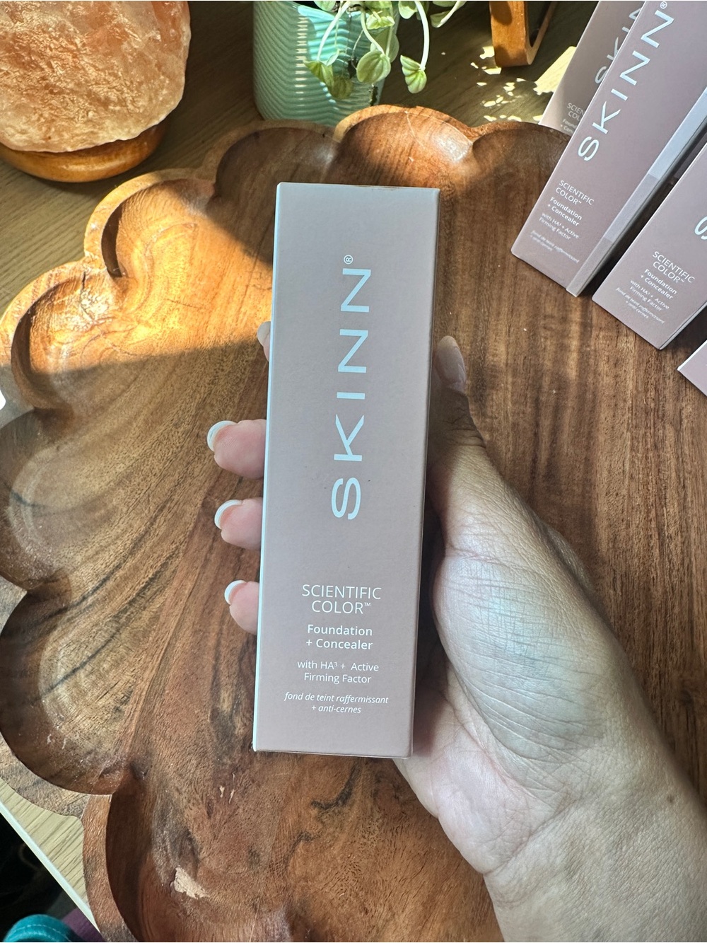 3W SKINN Scientific Color Foundation + Concealer NIB